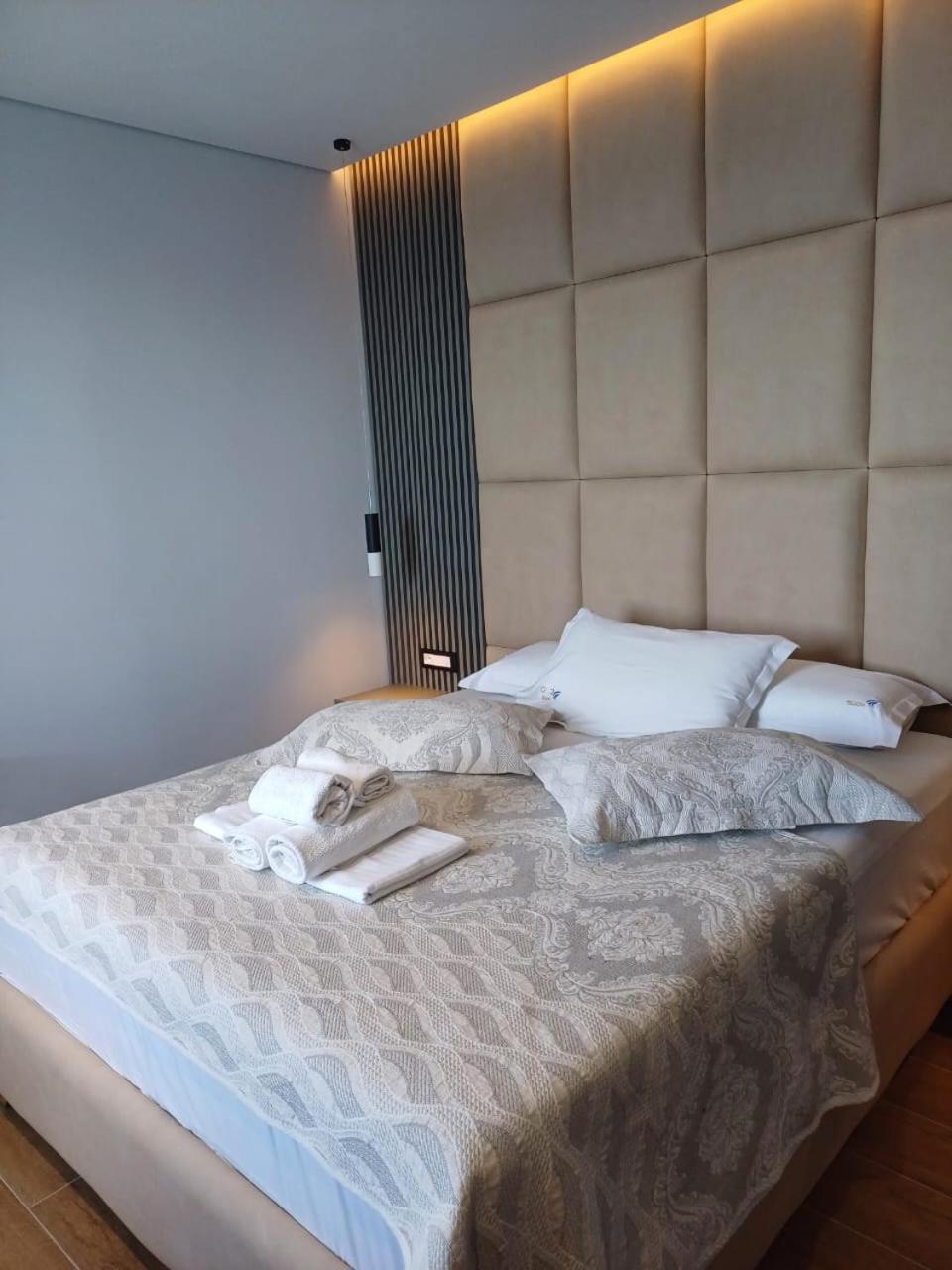 Blue Bay Hotel Σαράντα Εξωτερικό φωτογραφία