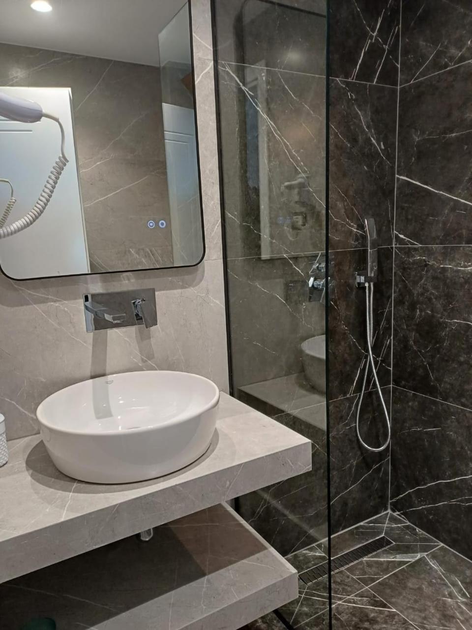 Blue Bay Hotel Σαράντα Εξωτερικό φωτογραφία
