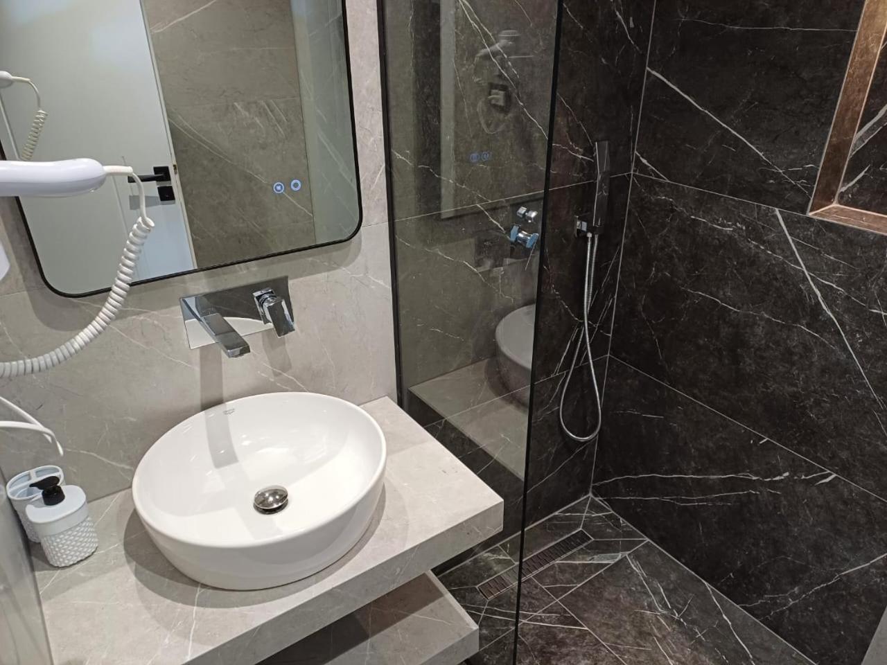 Blue Bay Hotel Σαράντα Εξωτερικό φωτογραφία