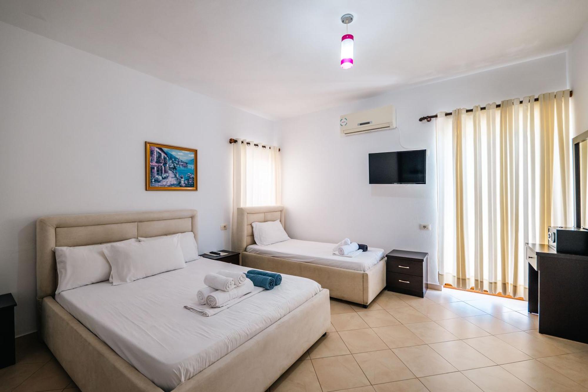 Blue Bay Hotel Σαράντα Εξωτερικό φωτογραφία