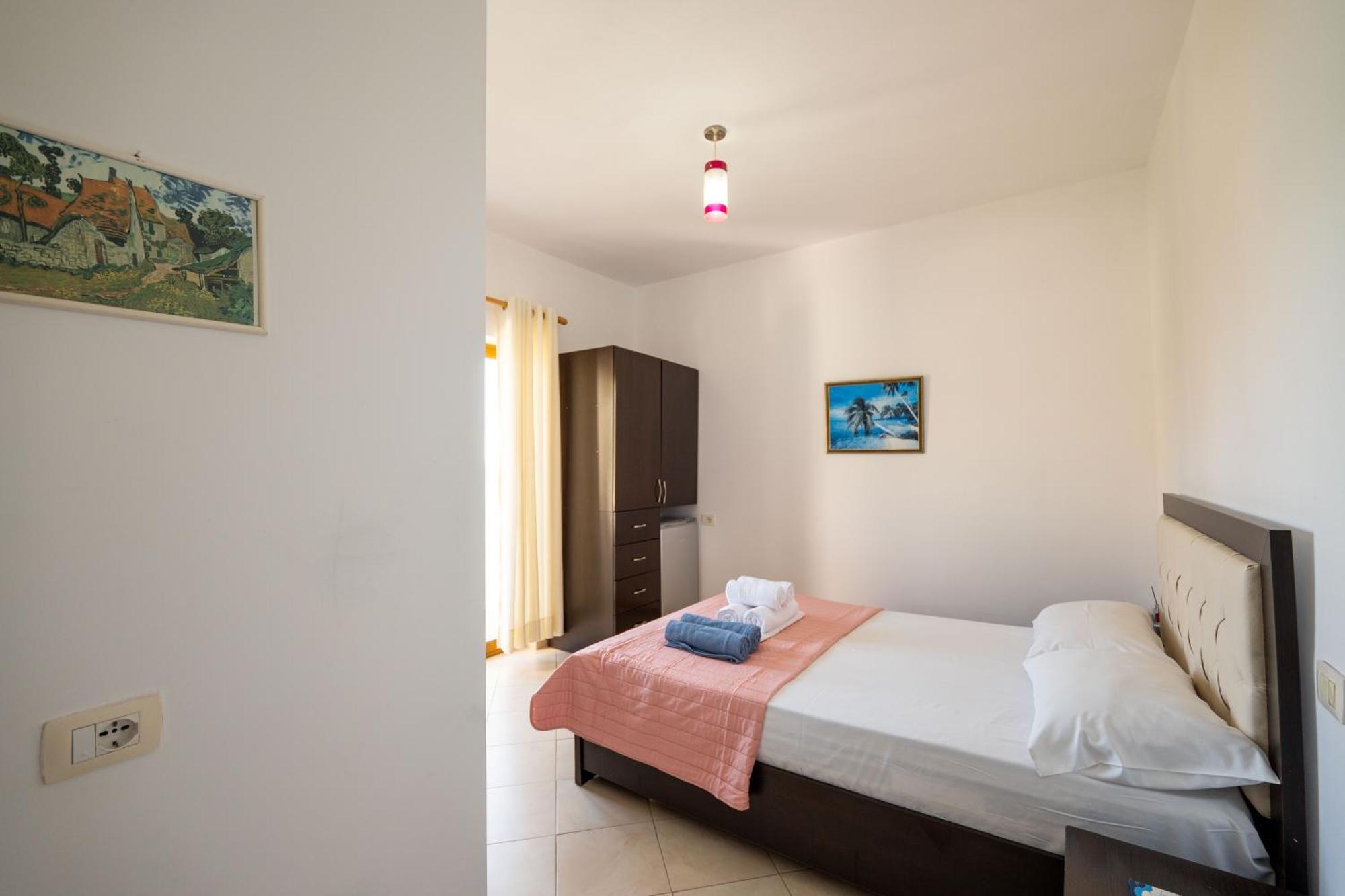 Blue Bay Hotel Σαράντα Εξωτερικό φωτογραφία