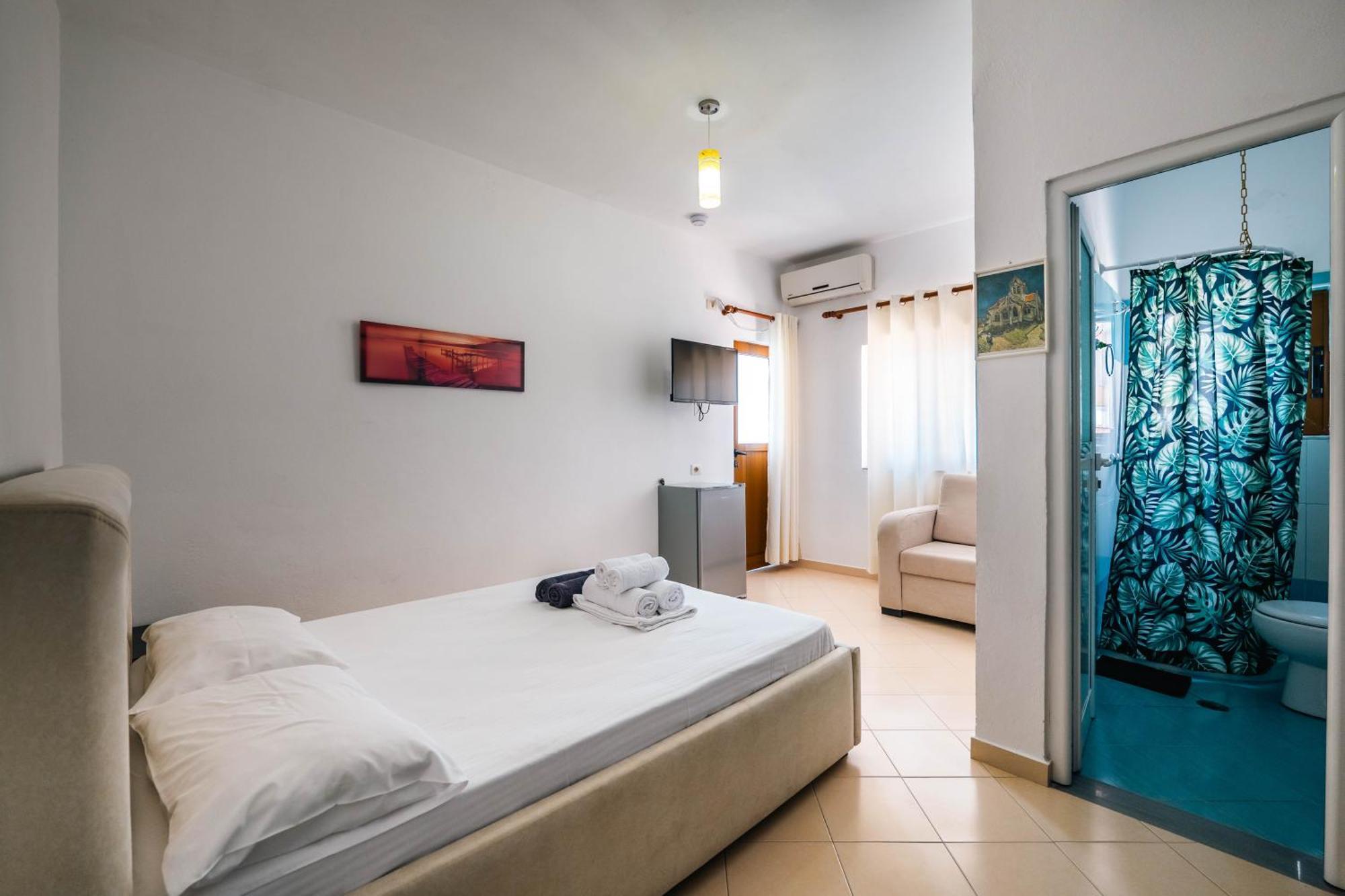 Blue Bay Hotel Σαράντα Εξωτερικό φωτογραφία