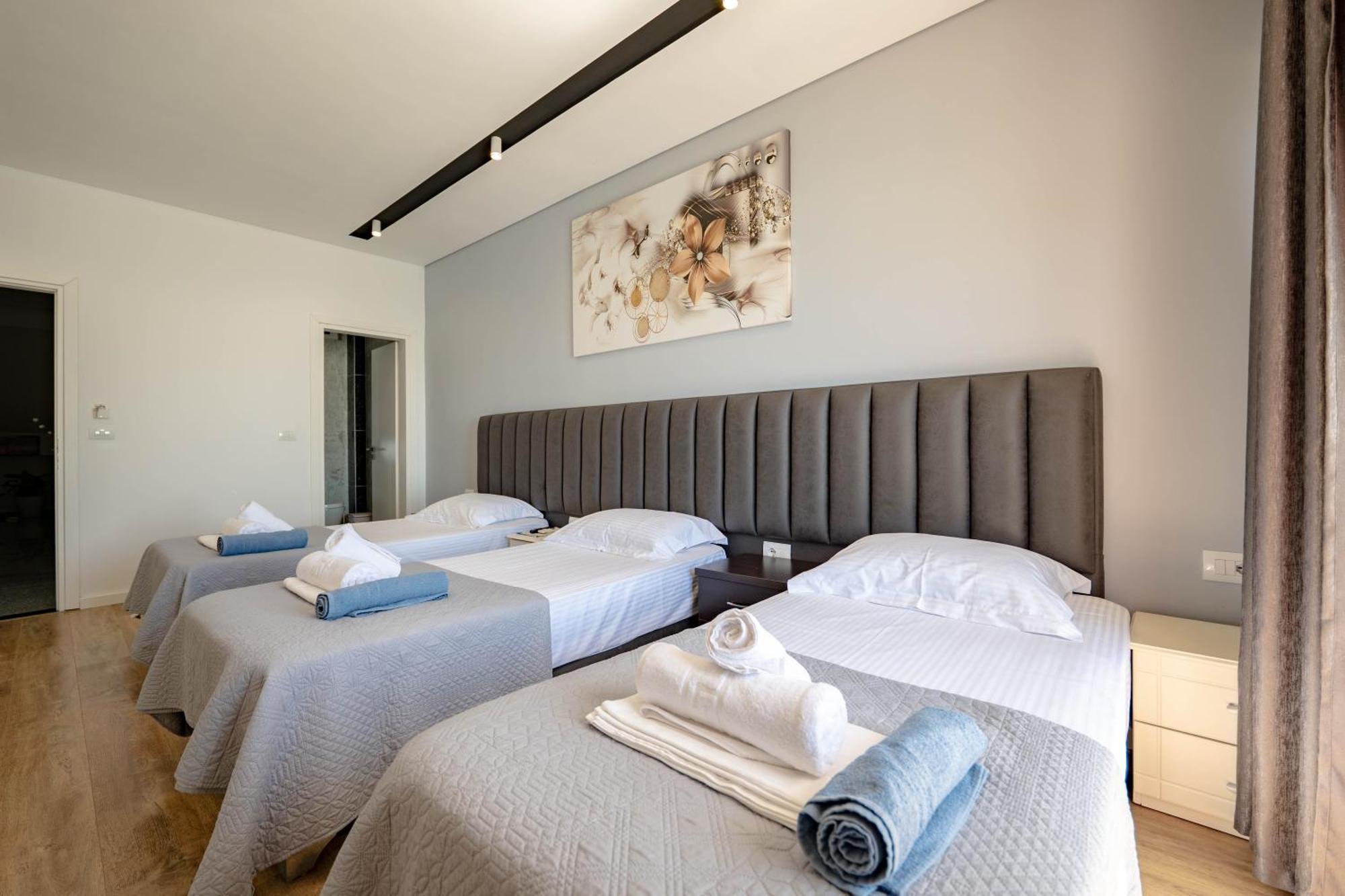 Blue Bay Hotel Σαράντα Εξωτερικό φωτογραφία