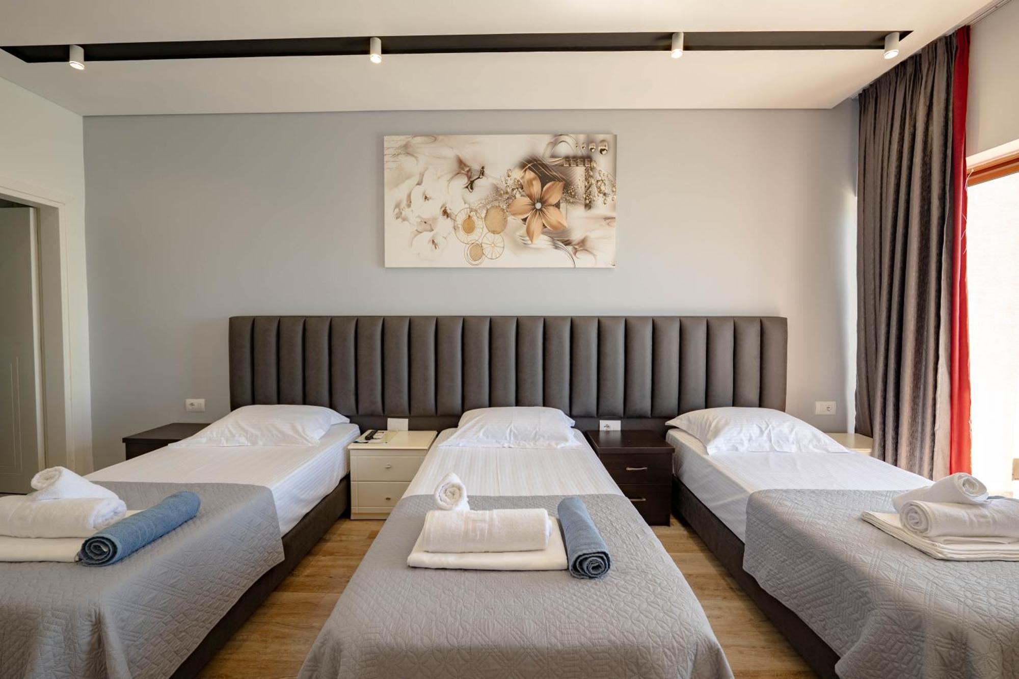 Blue Bay Hotel Σαράντα Εξωτερικό φωτογραφία