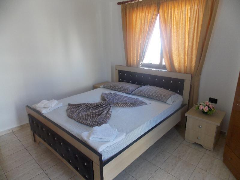 Blue Bay Hotel Σαράντα Εξωτερικό φωτογραφία