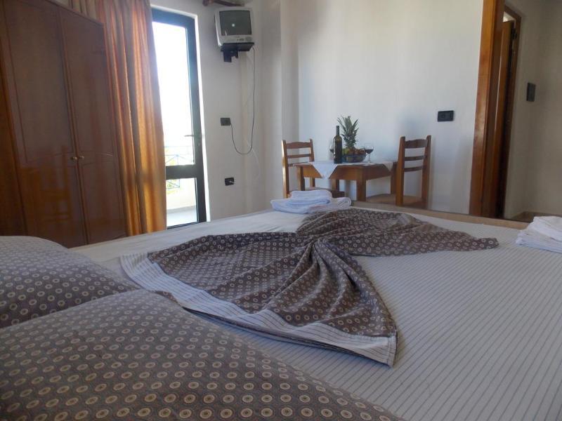 Blue Bay Hotel Σαράντα Εξωτερικό φωτογραφία