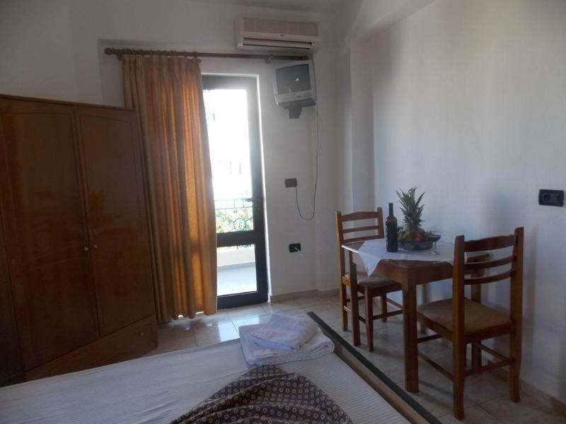 Blue Bay Hotel Σαράντα Εξωτερικό φωτογραφία
