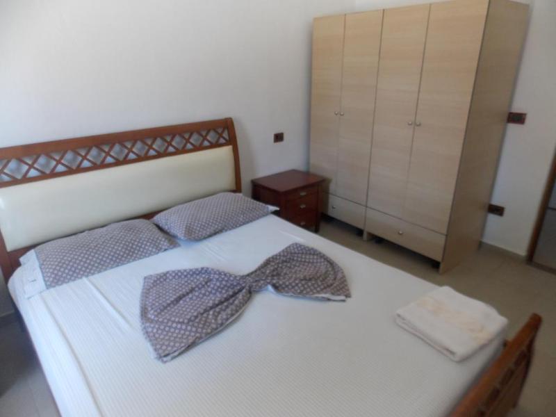 Blue Bay Hotel Σαράντα Εξωτερικό φωτογραφία